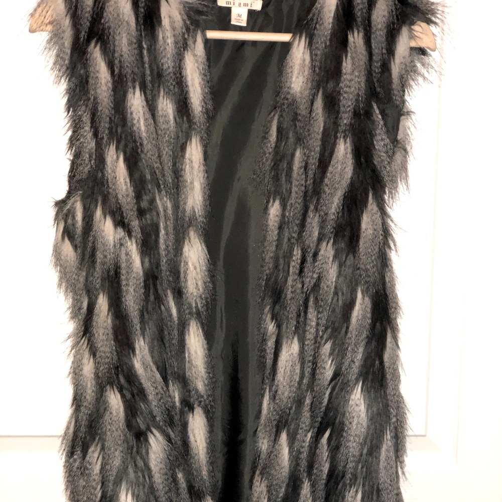 Cute ladies medium Vest